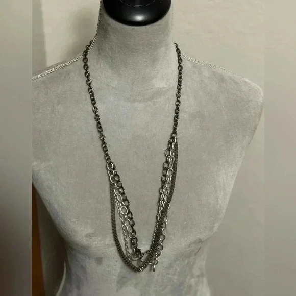 Pick Up Sticks Jewelry Jewelry - Pick Up Sticks Jewelry faux silver multi strand necklace.